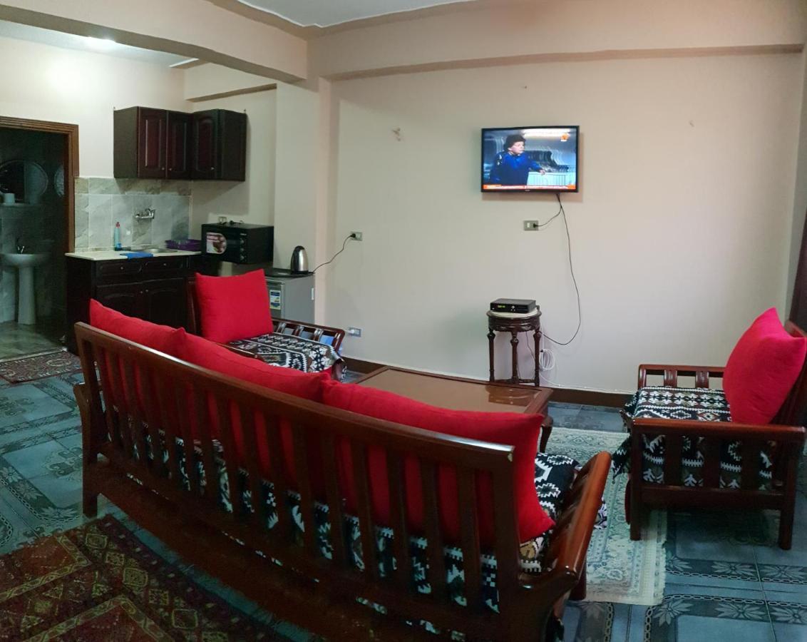 Caesar House Aparthotel อเล็กซานเดรีย ภายนอก รูปภาพ