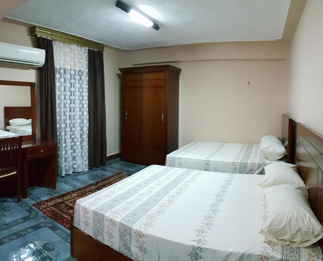 Caesar House Aparthotel อเล็กซานเดรีย ภายนอก รูปภาพ