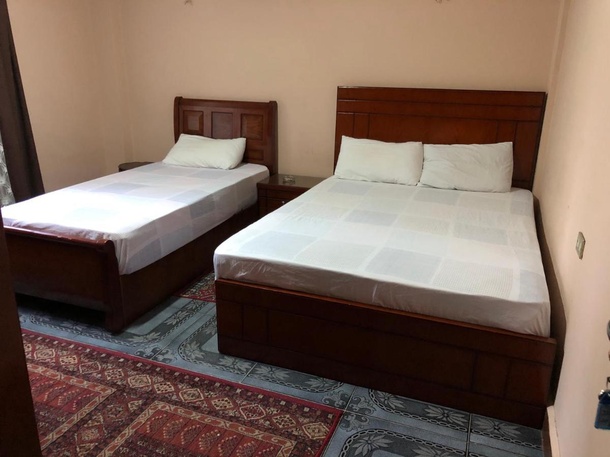 Caesar House Aparthotel อเล็กซานเดรีย ภายนอก รูปภาพ